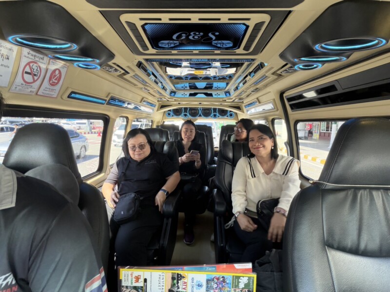 เช่ารถตู้ VIPสนามบินภูเก็ต