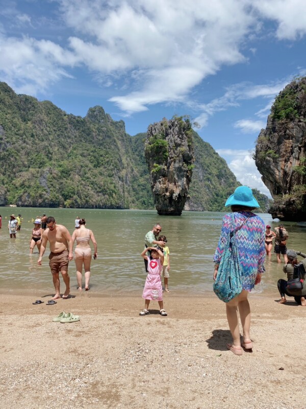 รถตู้ราคาประหยัด
